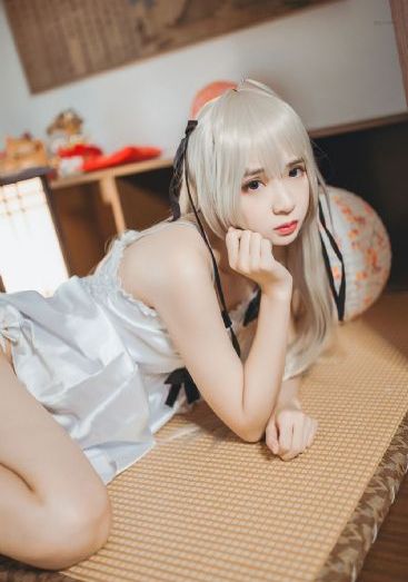 高级保姆