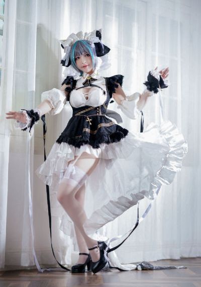 韩素希