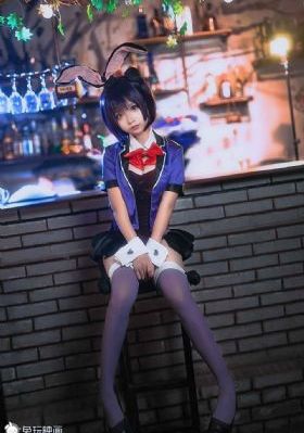 美女吻戏