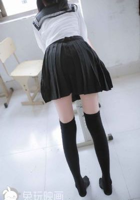 法国满天星《酒店服务生》