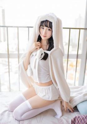 宝贝把腿开大让我添添视频